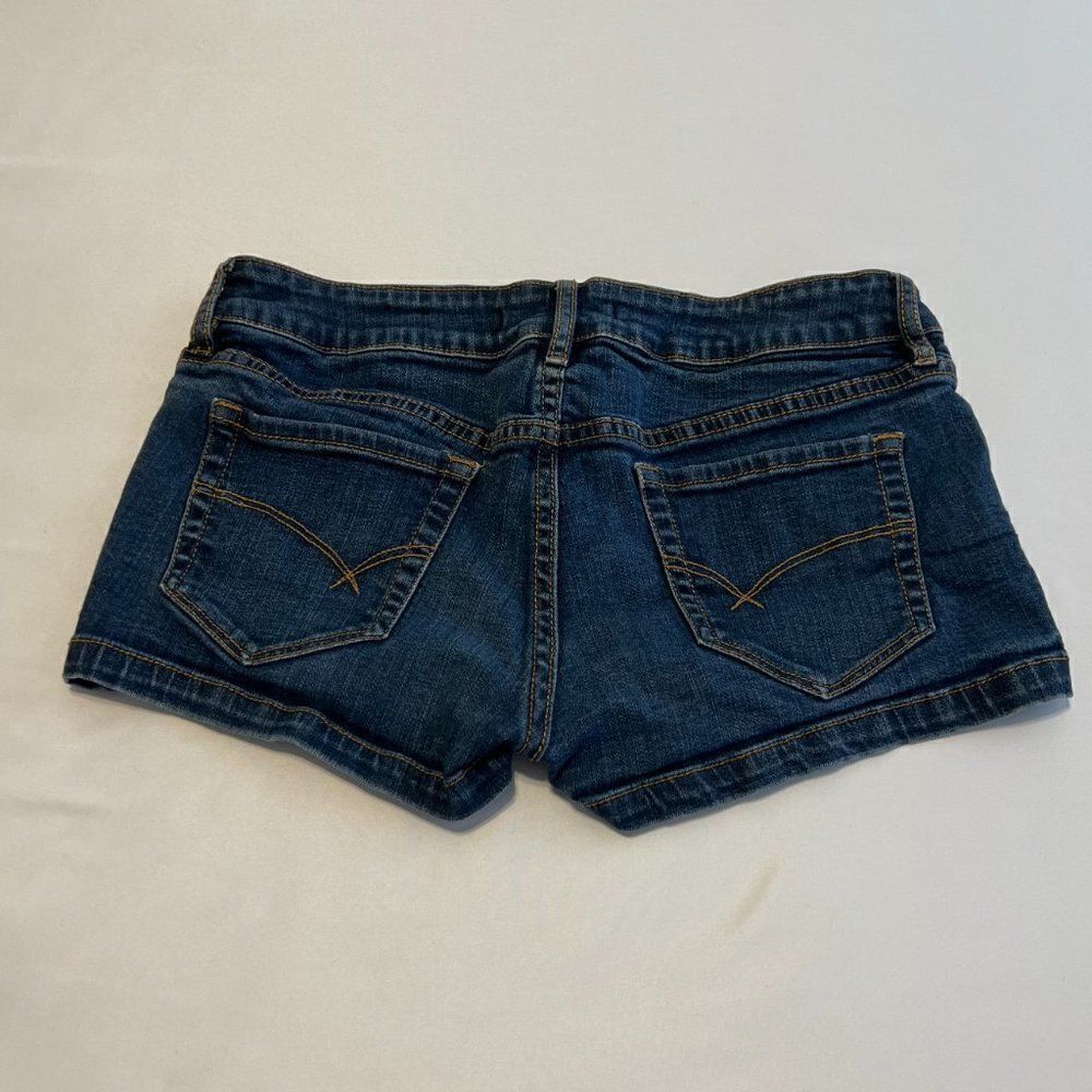 Bullhead Black Jean Shorts Size 7 - Picture 2 of 4